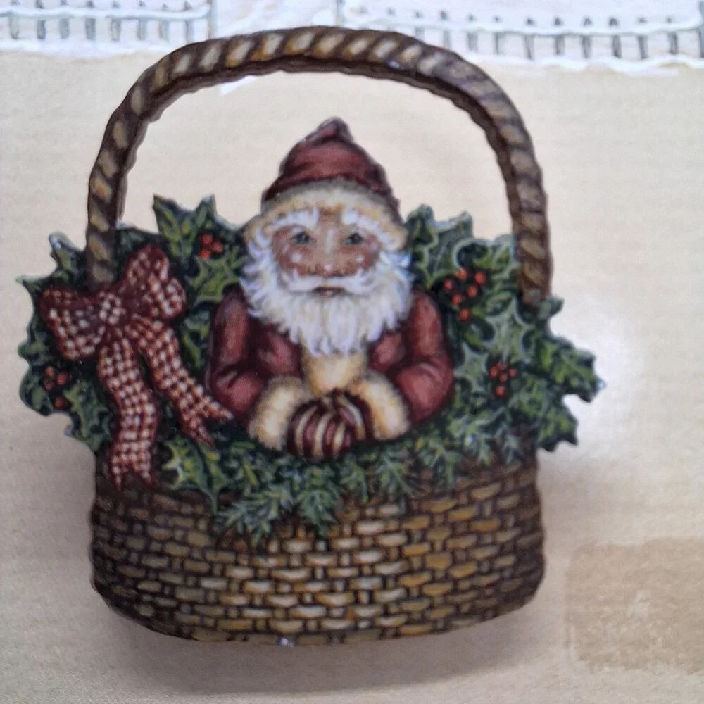 Christmas Pin Santa In Basket With Holly Brooch Holiday‎